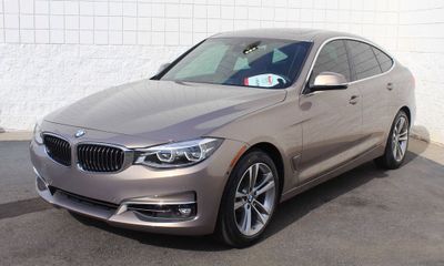 2018 BMW 330I xDrive GT
