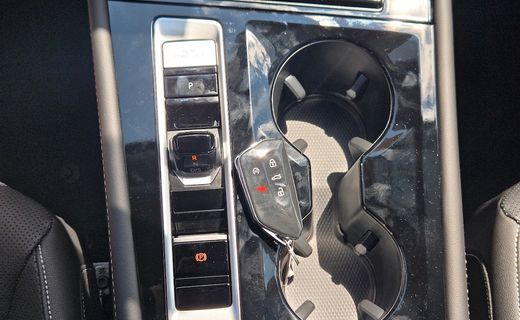 2026 Volkswagen Atlas 4MOTION SE