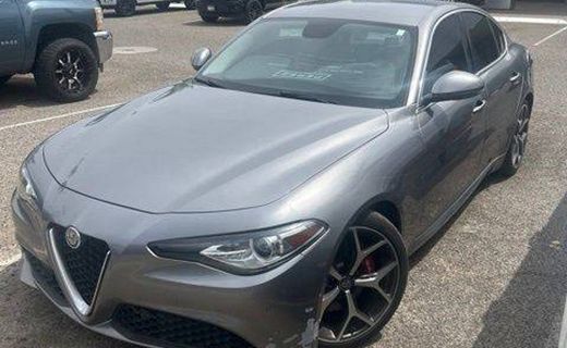2019 Alfa Romeo Giulia 952