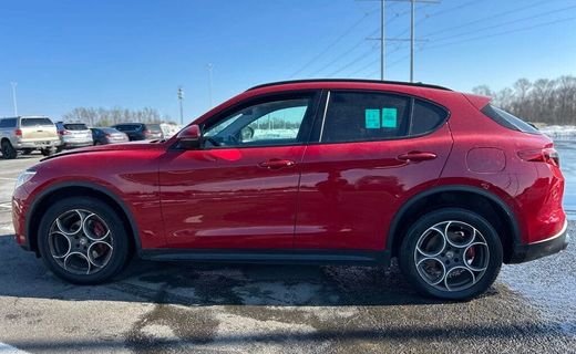 2018 Alfa Romeo Stelvio Sport