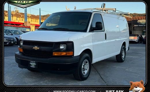 2017 Chevrolet Express 2500