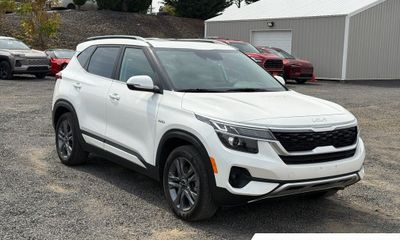 2022 Kia Seltos S