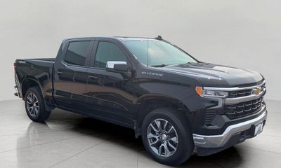 2024 Chevrolet Silverado LT