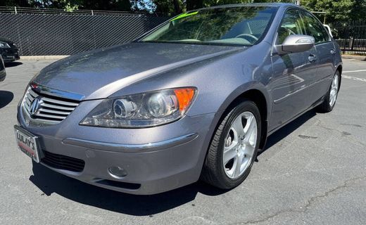 2005 Acura RL