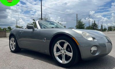 2006 Pontiac Solstice Convertible
