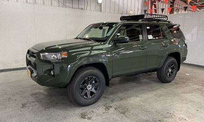 2022 Toyota 4RUNNER SR5 Trail Edition