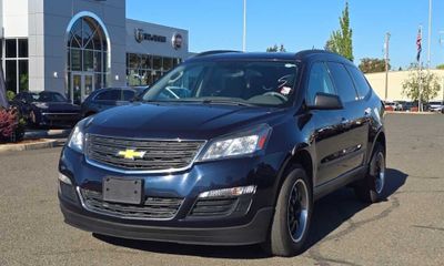 2017 Chevrolet Traverse LS