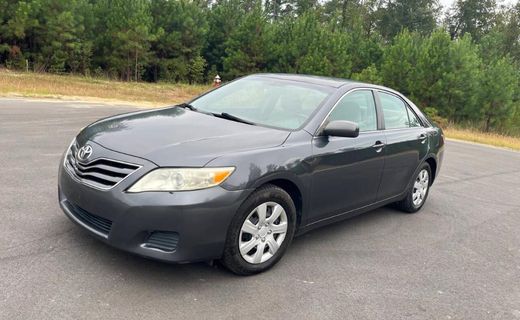 2010 Toyota Camry LE