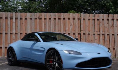 2023 Aston Martin Vantage Roadster
