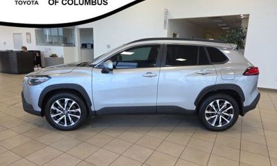 2024 Toyota Corolla Cross XLE