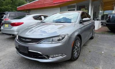 2015 Chrysler 200 200C