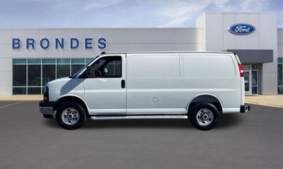 2025 GMC Savana 2500