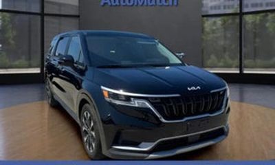2024 Kia Carnival EX
