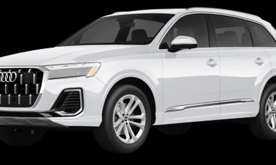2026 Audi Q7 Quattro Premium Plus