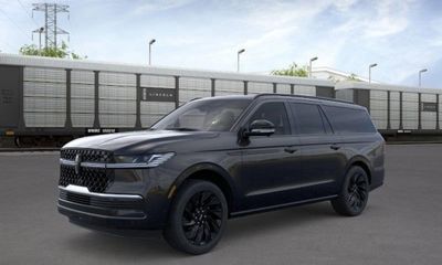 2026 Lincoln Navigator L Reserve