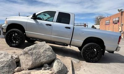 2005 Dodge RAM SLT