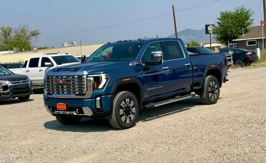 2026 GMC Sierra HD Denali