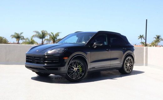 2025 Porsche Cayenne