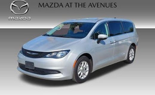 2023 Chrysler Voyager LX