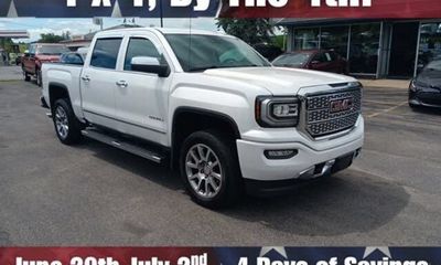 2017 GMC Sierra Denali