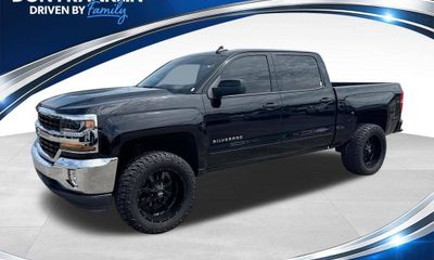 2017 Chevrolet Silverado LT