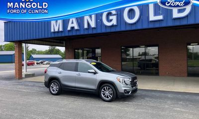 2024 GMC Terrain SLT