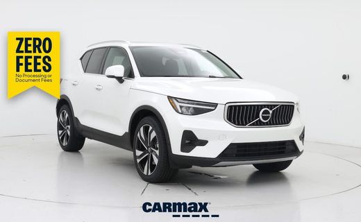 2023 Volvo XC40 Plus Bright