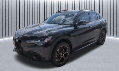 2025 Alfa Romeo Stelvio Sprint Base Intensa