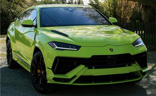 2023 Lamborghini Urus S