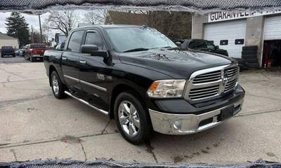 2017 Ram 1500 SLT