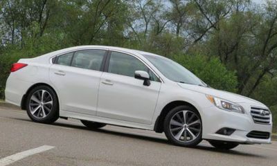 2015 Subaru Legacy Limited Moonroof Navi