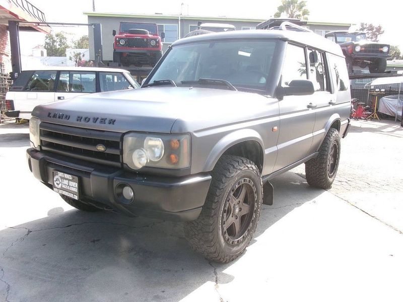 2003 Land Rover Discovery — a typically priced live listing