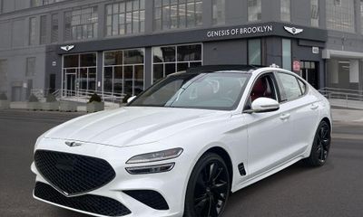 2023 Genesis G70