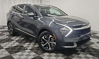 2023 Kia Sportage EX