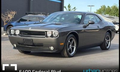2010 Dodge Challenger Base