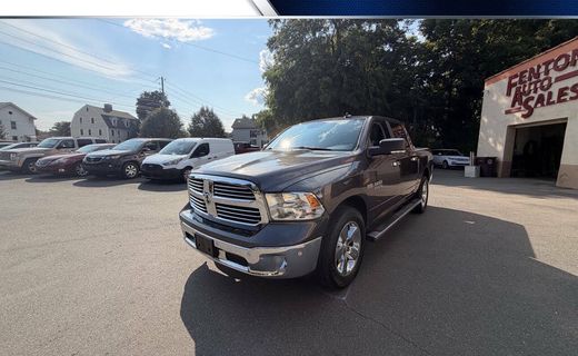 2018 Ram 1500 SLT