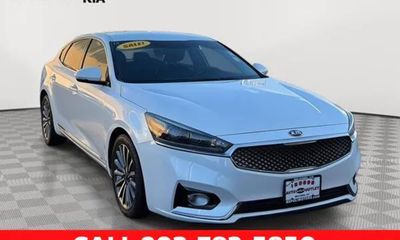 2018 Kia Cadenza Premium Base
