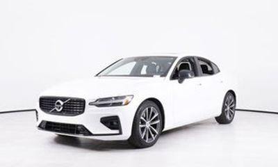 2022 Volvo S60 Inscription Expression XC60