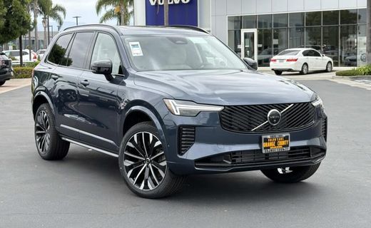 2026 Volvo XC90 Ultra Dark