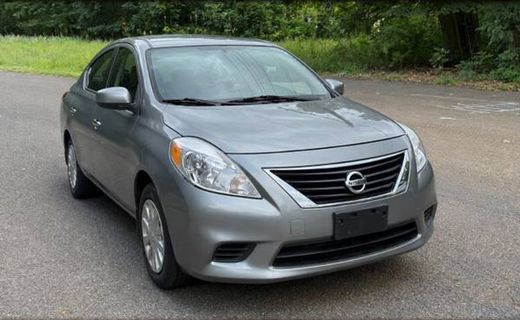 2012 Nissan Versa S