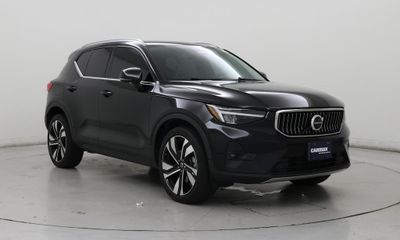 2023 Volvo XC40 Ultimate Bright