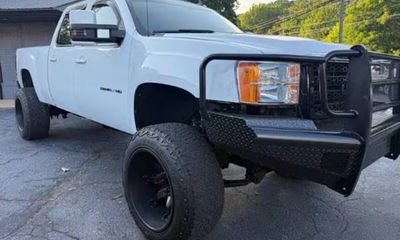 2011 GMC Sierra Denali