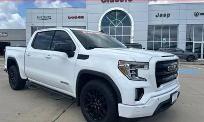 2020 GMC Sierra Elevation