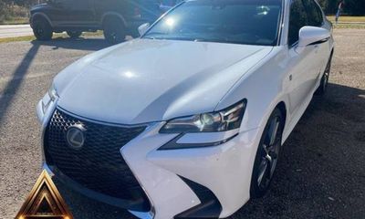 2017 Lexus GS 200T