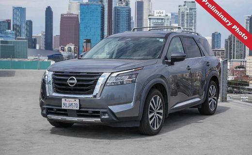 2022 Nissan Pathfinder Platinum