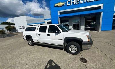 2003 Chevrolet Silverado Base