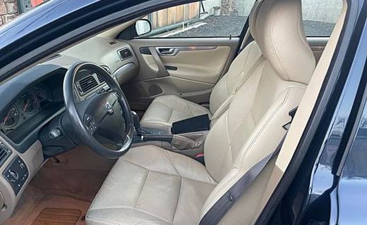 2002 Volvo S60 T5