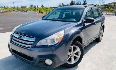 2014 Subaru Outback Base W O