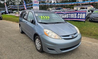 2010 Toyota Sienna CE 7 Passenger