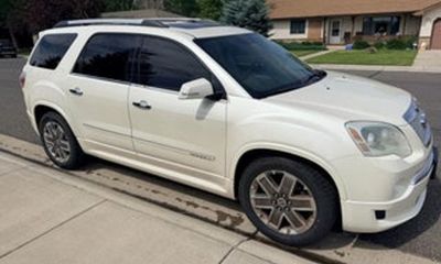 2012 GMC Acadia SLE 2